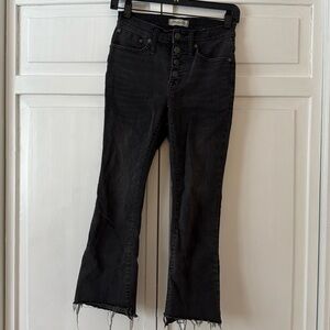 Madewell black cropped jeans with button detail - cali semi boot